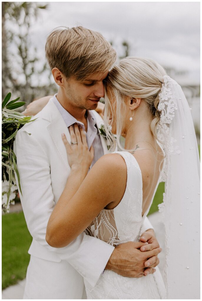 bride and groom portraits