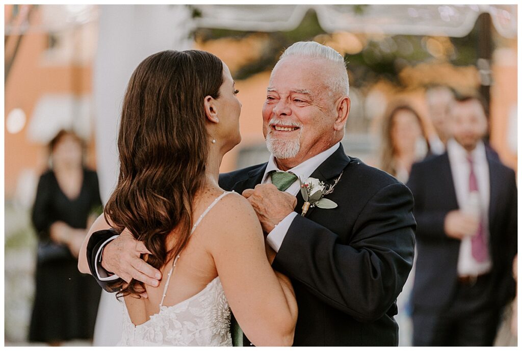 Father/daughter dance