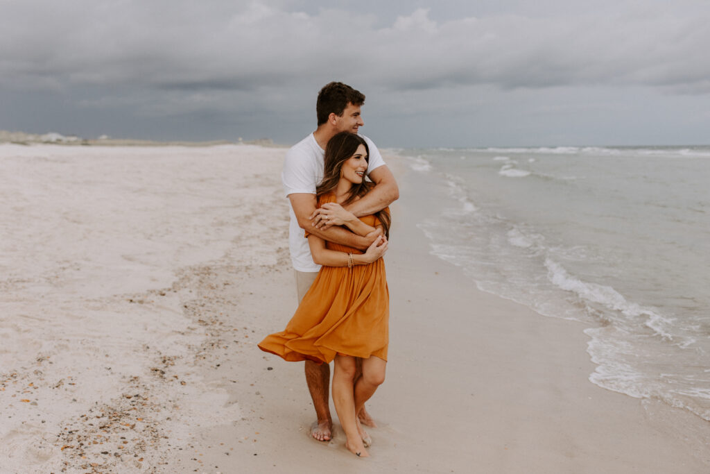 what to wear for an engagement session