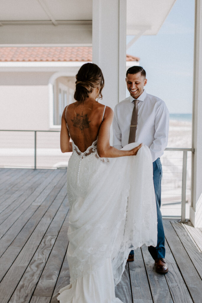 first look with couple